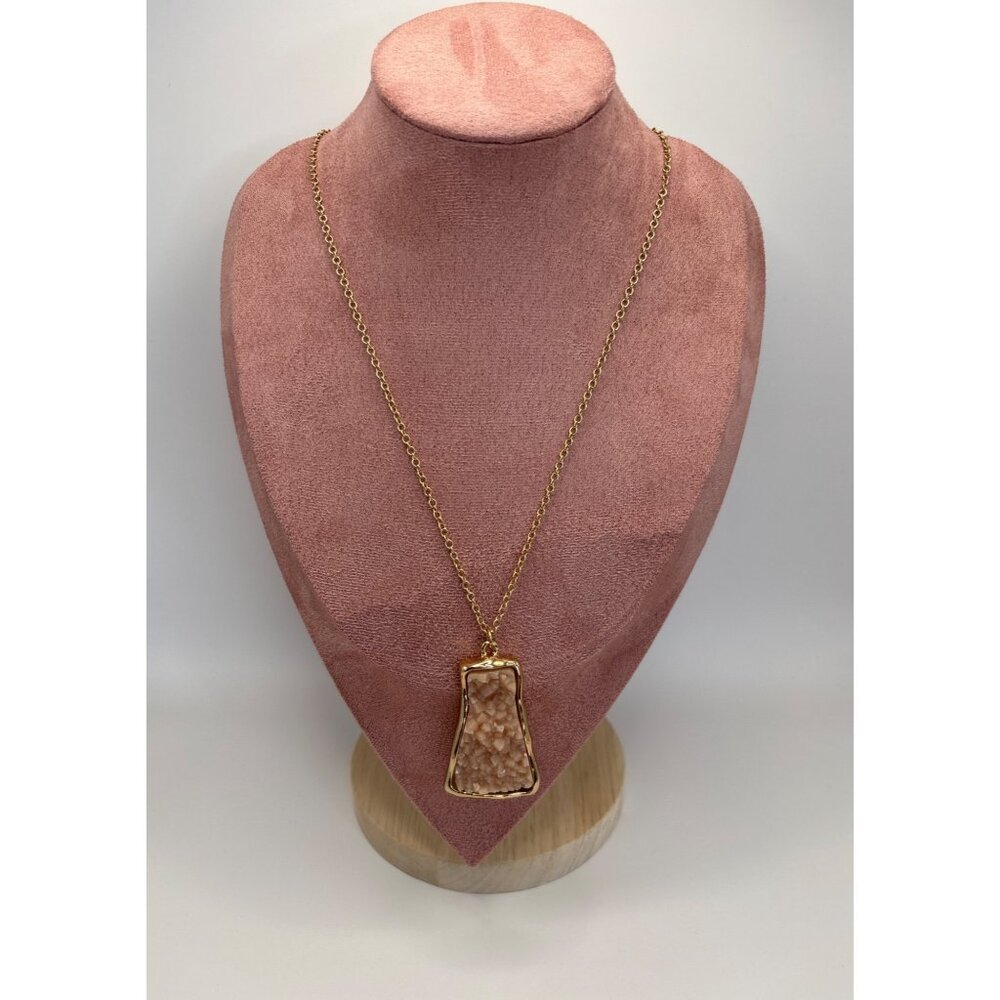 GV9 Gold Tone Chain with Pink Rose Druzy Pendant 24" Necklace Boho